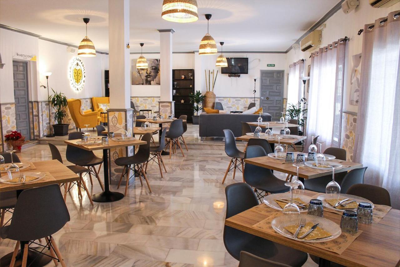 Hotel Restaurante Via Sevilla - Cadiz By Ma 22 Puntos El Cuervo  Exterior photo